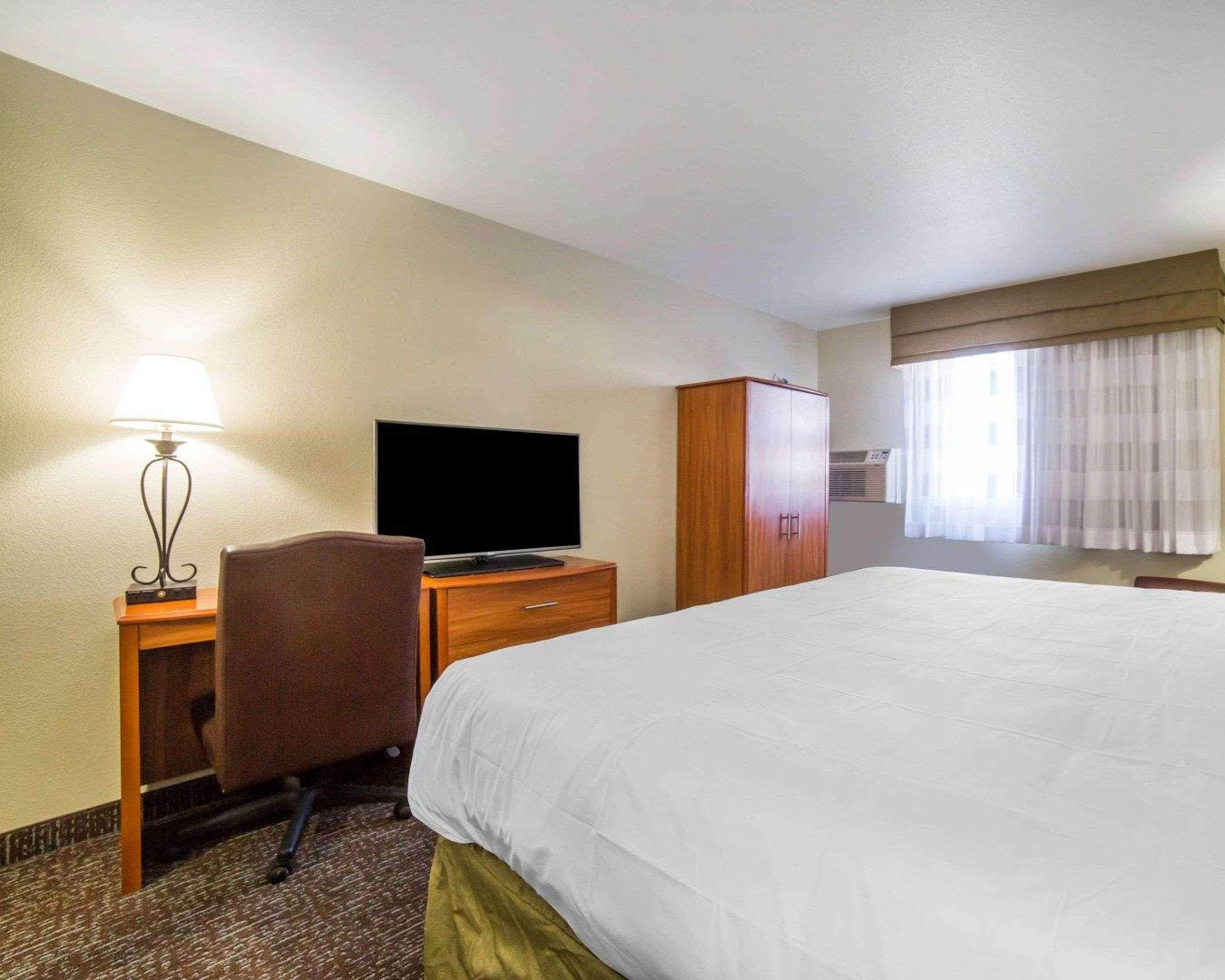 Quality Inn Gillette I-90 East Exterior foto